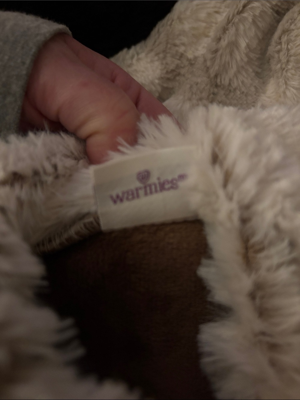 Warmies microwaveable slippers - Picture 4 of 6